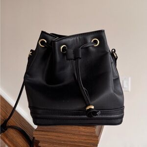 H&M Black Crossbody Bucket Bag